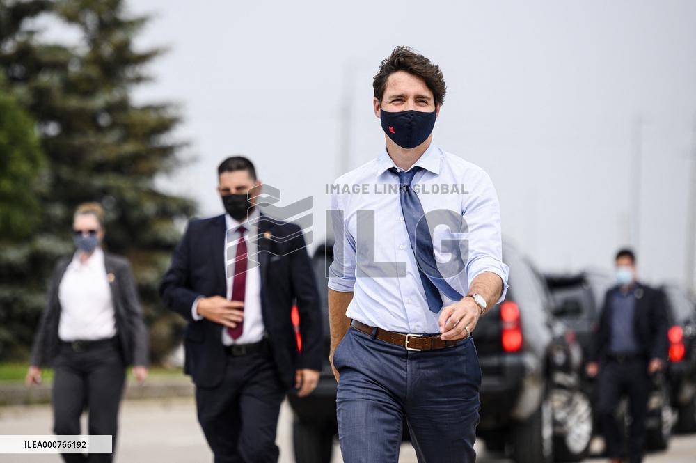 Justin Trudeau Visits A Construction Site - Ontario