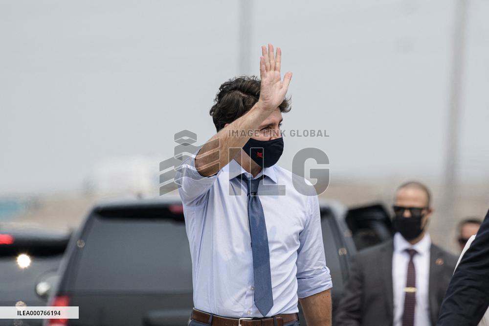 Justin Trudeau Visits A Construction Site - Ontario