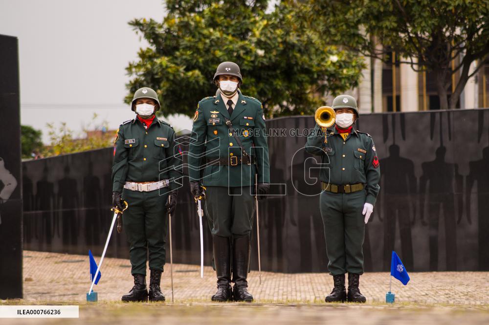 Independance Day Preparations - Bogota
