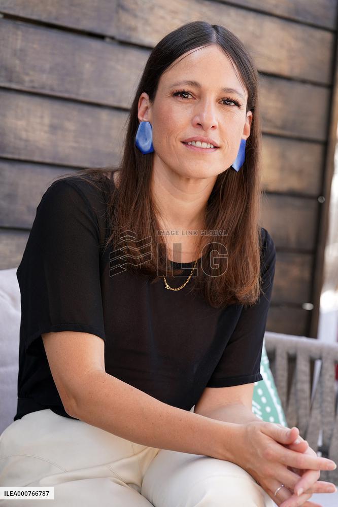Carminho Portrait
