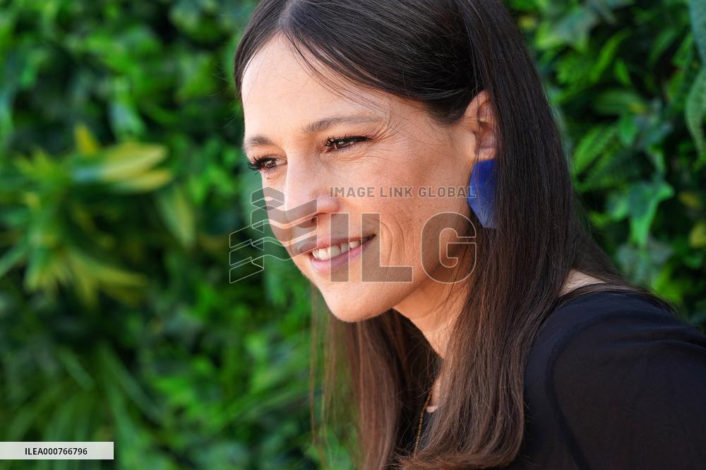 Carminho Portrait