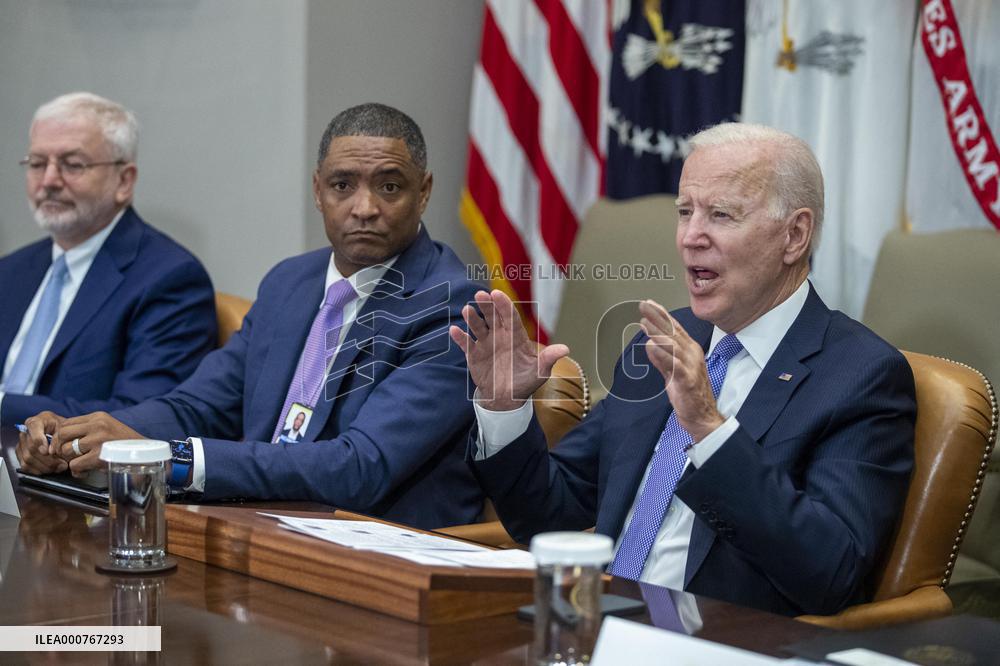 US President Joe Biden meets with union and business leaders to discuss the Bipartisan Infrastructure Framework
