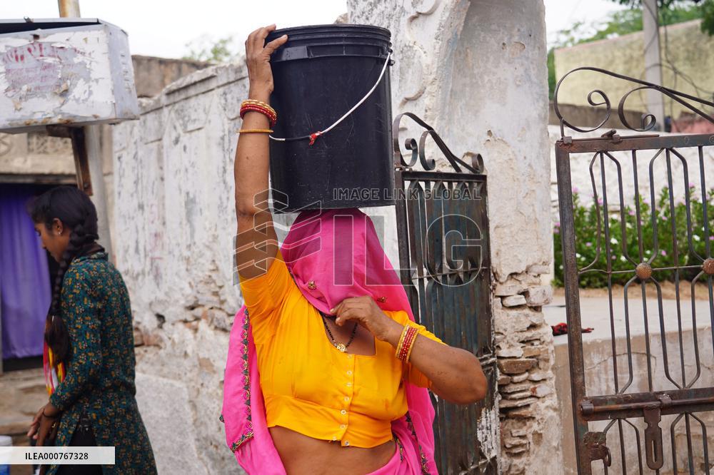 Villagers Collects Drinking Water - Rajasthan