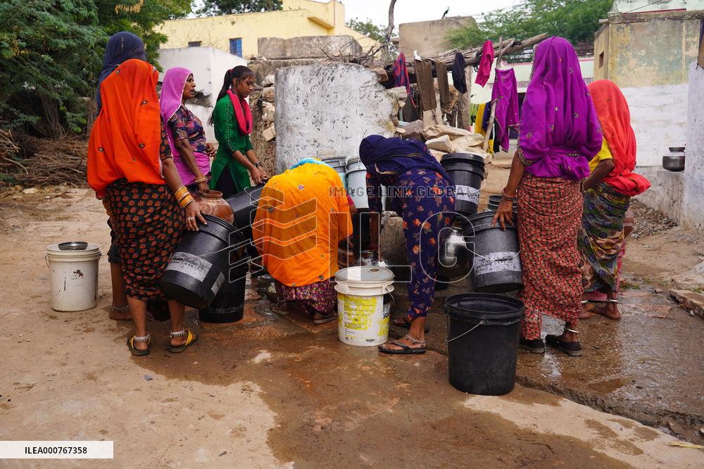 Villagers Collects Drinking Water - Rajasthan