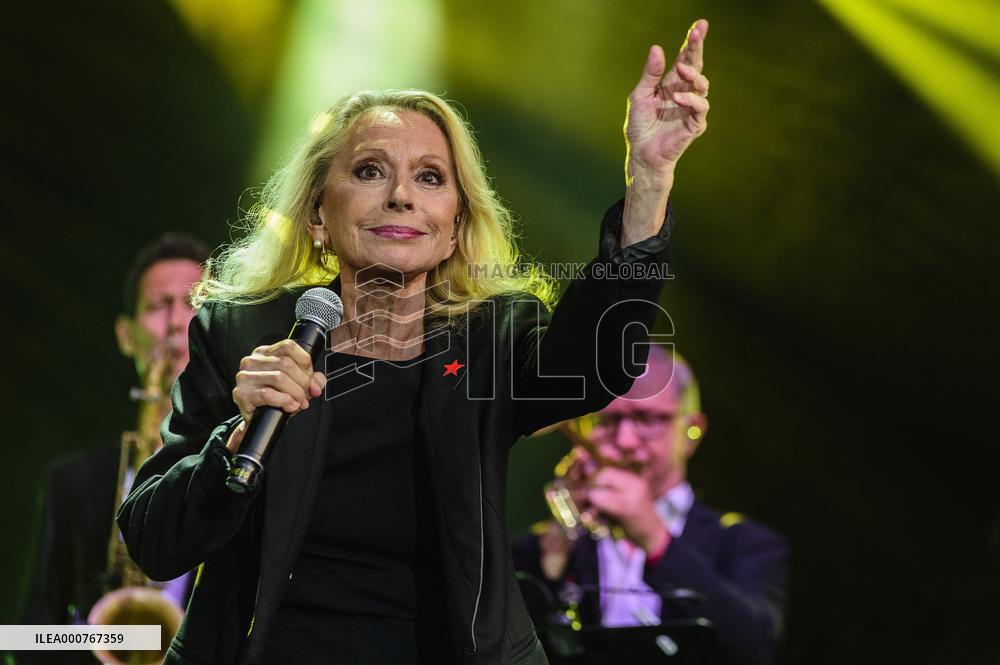 Veronique Sanson In Concert - Brussels