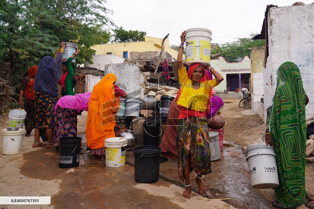 Villagers Collects Drinking Water - Rajasthan