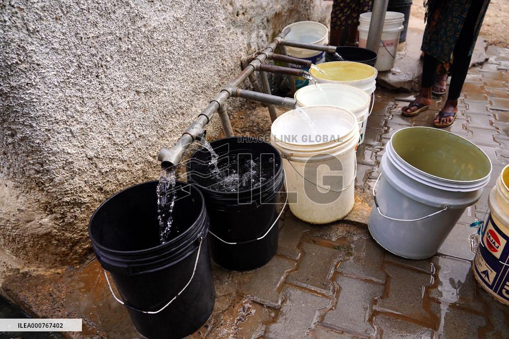 Villagers Collects Drinking Water - Rajasthan
