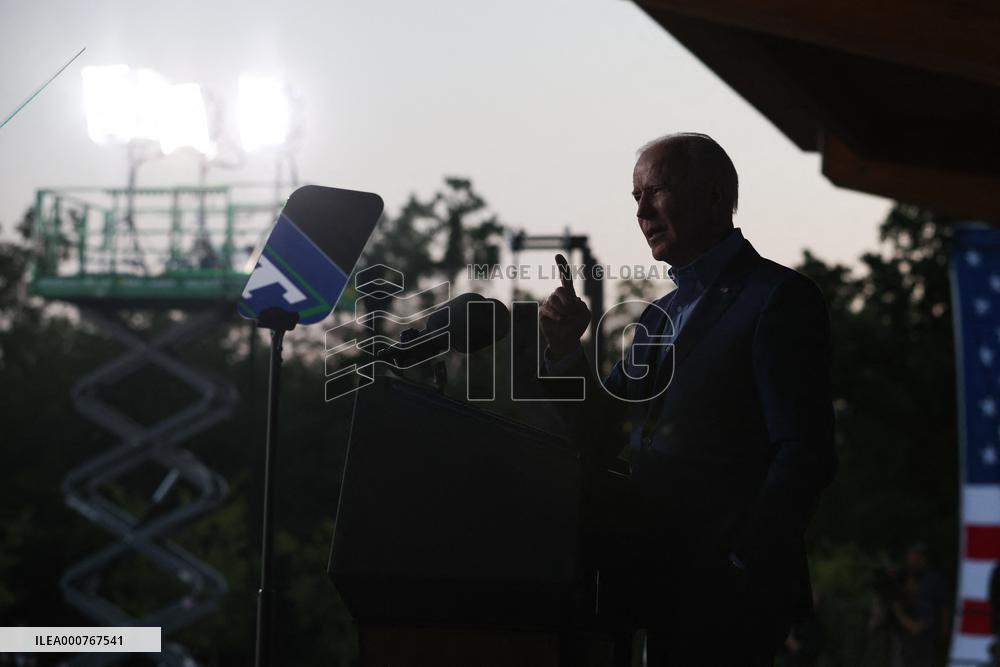 President Joe Biden participates in a campaign event for Virginia gubernatorial candidate Terry McAuliffe