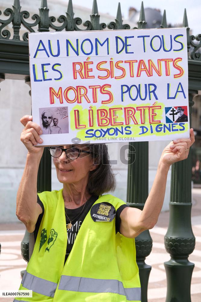 Anti-Sanitary Pass Demonstrations - Paris