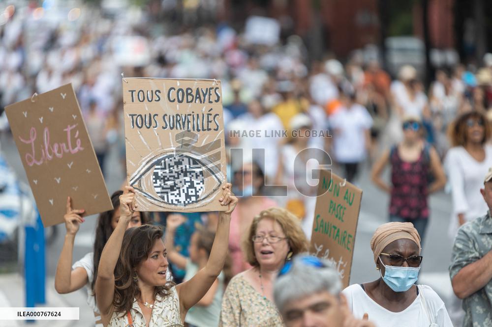 Anti-Sanitary Pass Demonstrations - Nice