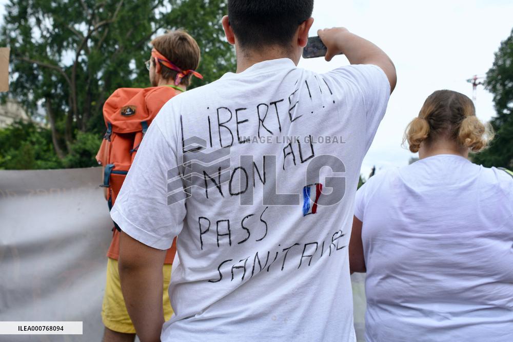 Anti-Sanitary Pass Demonstrations - Strasbourg