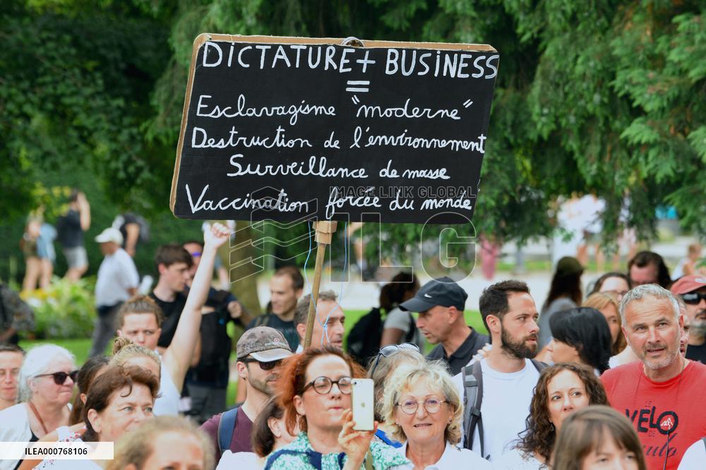 Anti-Sanitary Pass Demonstrations - Strasbourg