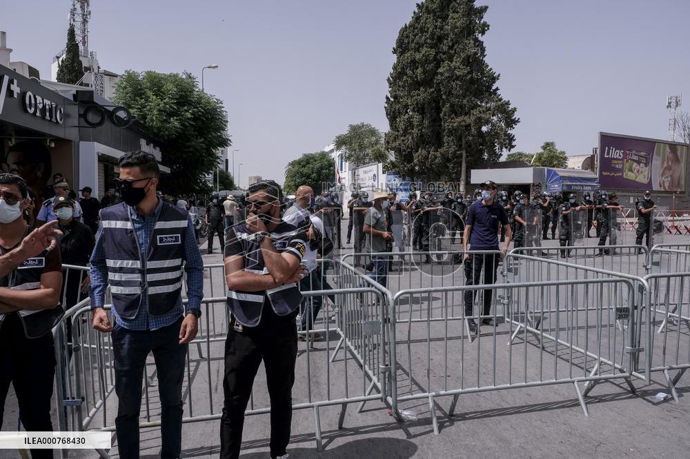 Anti-government Protest in Tunisia