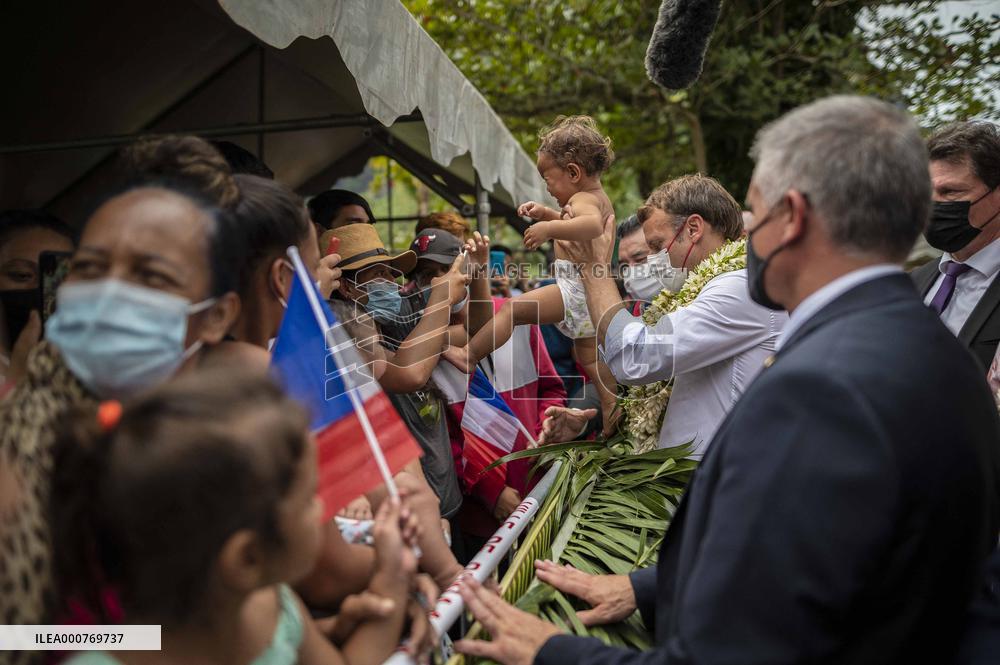 President Macron Visitt To The Criobe Environmental Research Institute - Mo'orea Island