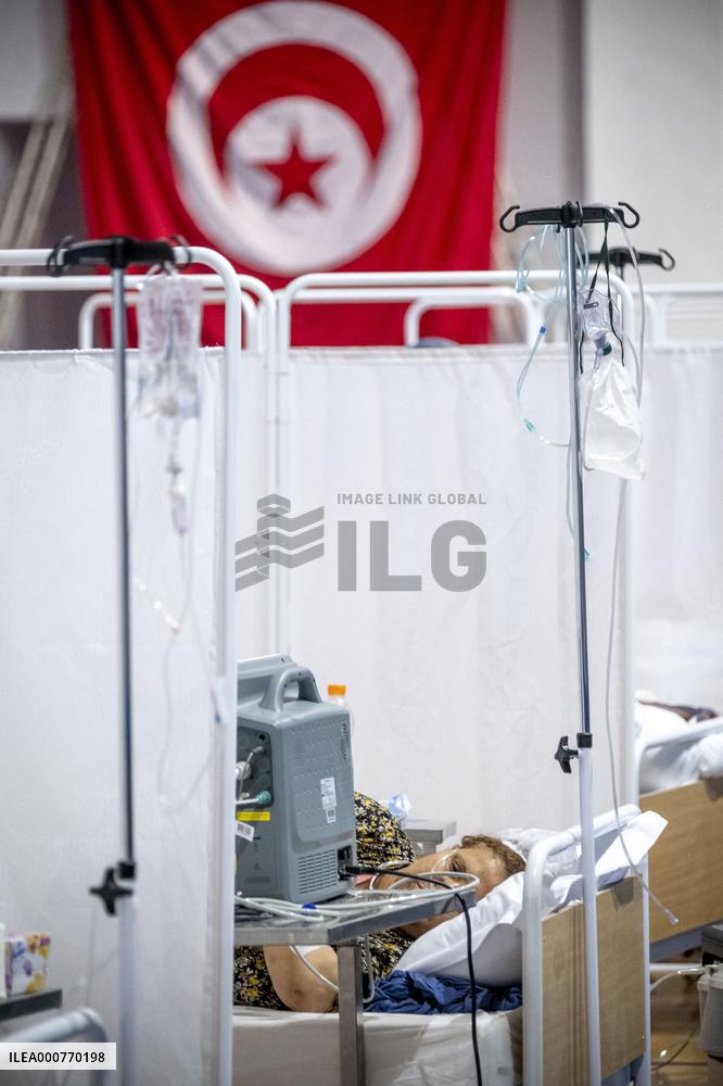 Covid-19 crisis at field hospital in Ezzahra