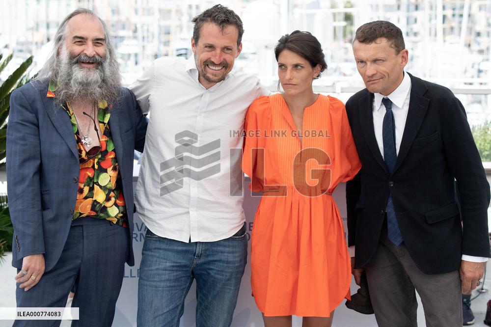 Cannes-La Panthere des Neiges-Photocall