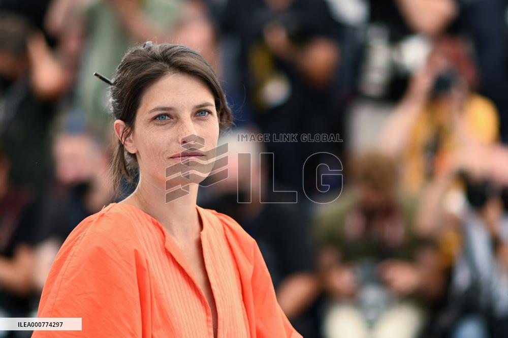 Cannes - La Panthere Des Neiges Photocall