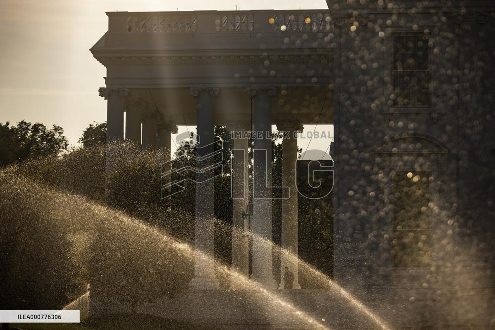 VP Harris Welcomes Chancellor Merkel
