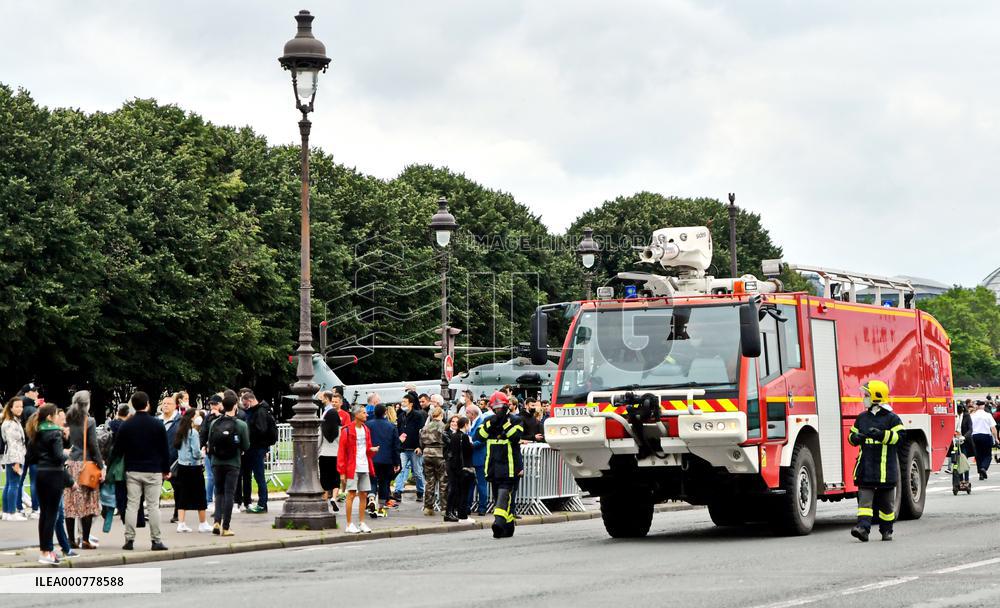 Air Force Presentation - Paris