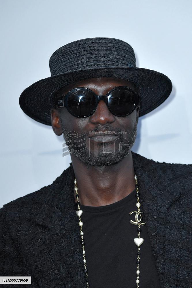 Cannes - Amfar Party Photocall