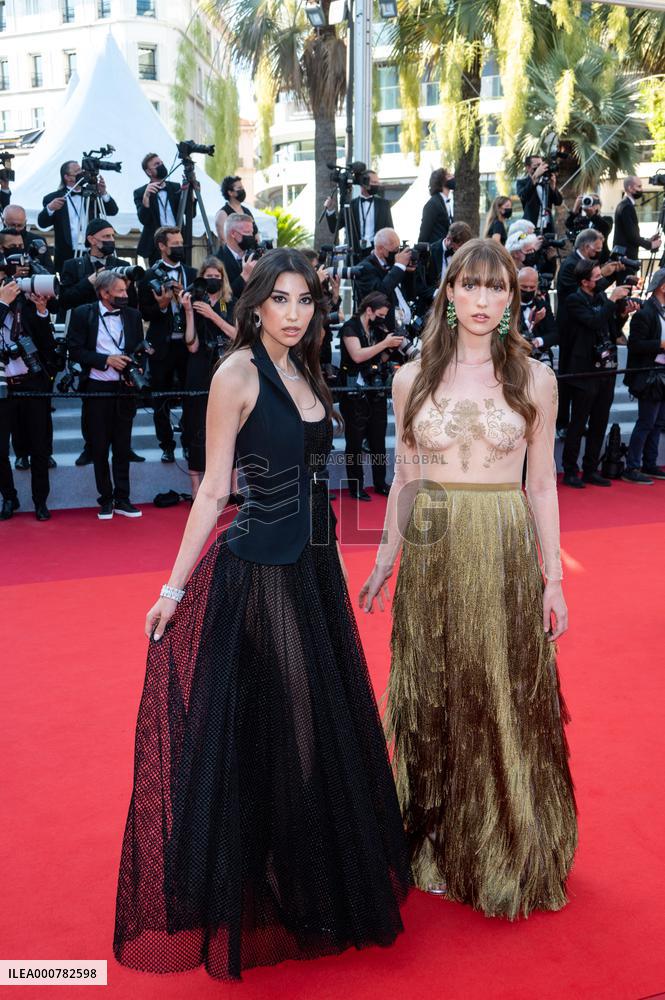 De Son Vivant Screening Red Carpet - Cannes