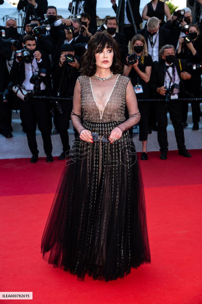 De Son Vivant Screening Red Carpet - Cannes