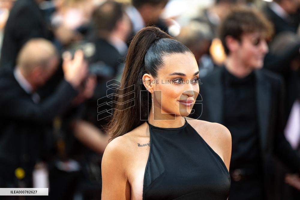 De Son Vivant Screening Red Carpet - Cannes
