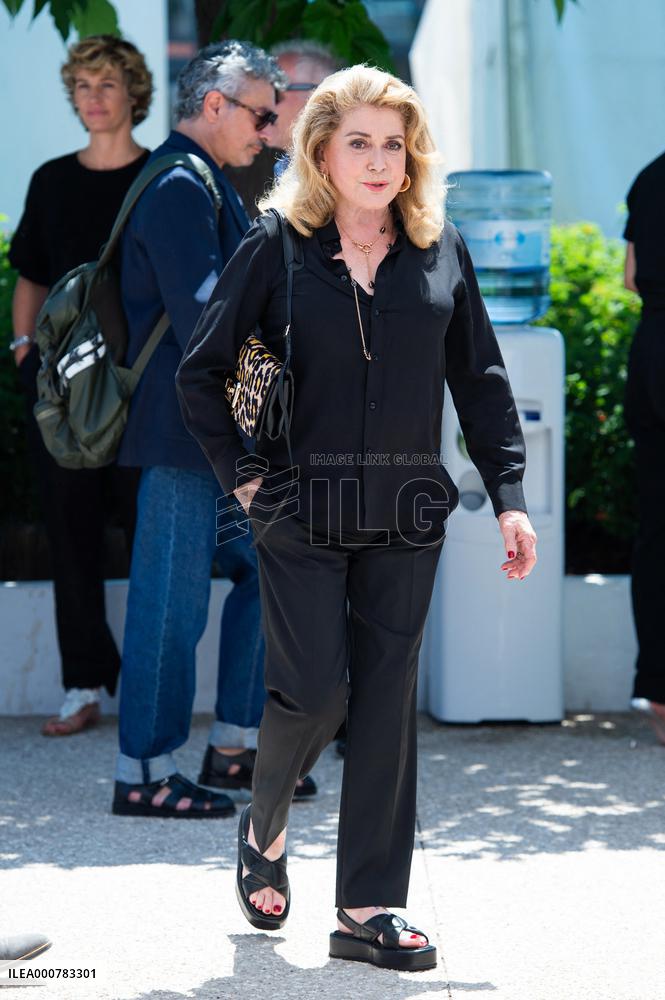 Cannes - De Son Vivant Photocall