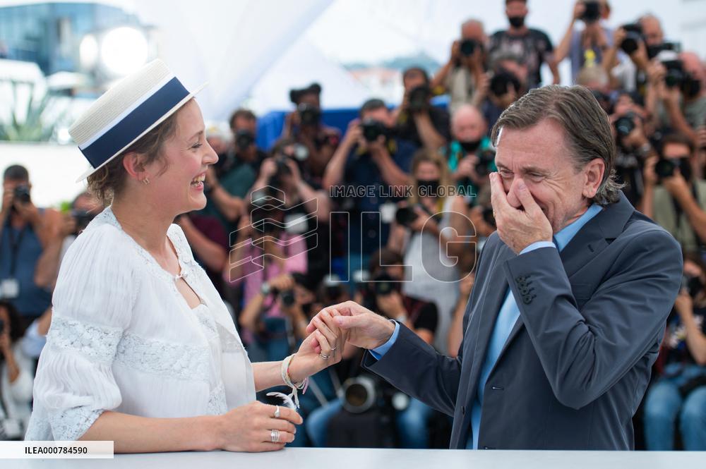 Cannes - Bergman Island Photocall