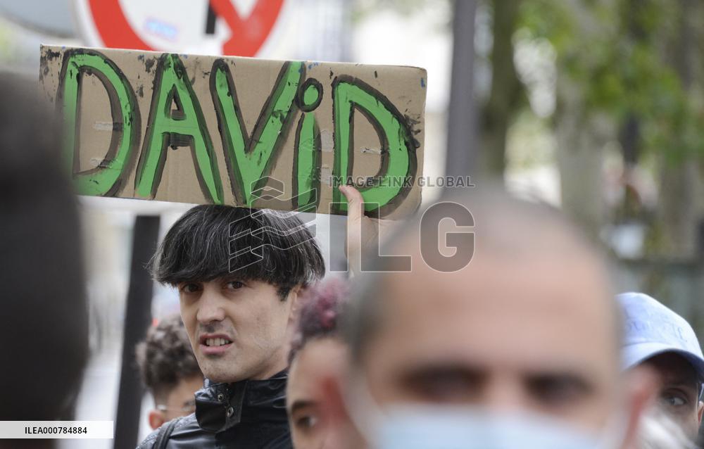 Rally In Support Of Samuel In Front Of The Spanish Embassy - Paris