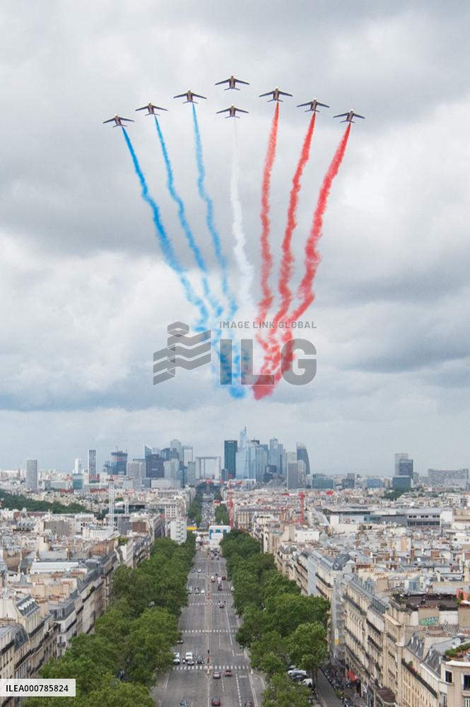 Aerial Practice Session Prior To July 14 Bastille Day Parade - Paris