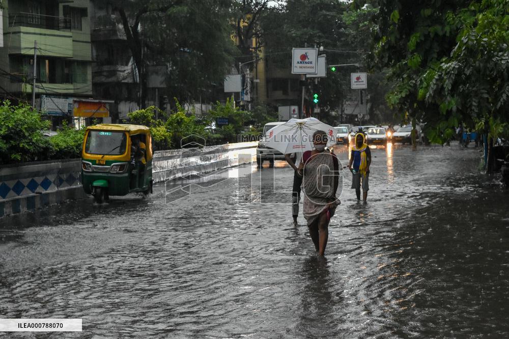 Heavy Rain Causes Flood In Kolkata - India