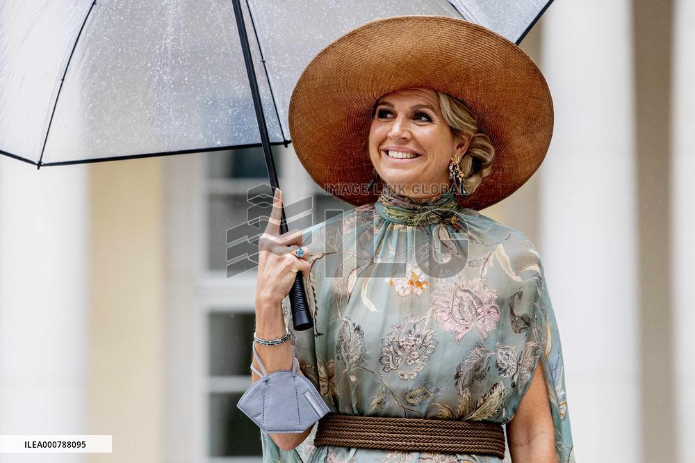 Dutch Royals visit Humboldt Forum museum