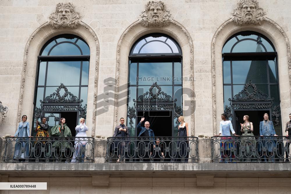 PFW - Jean-Paul Gaultier Arrivals