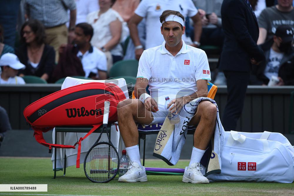 Wimbledon - Federer Ousted