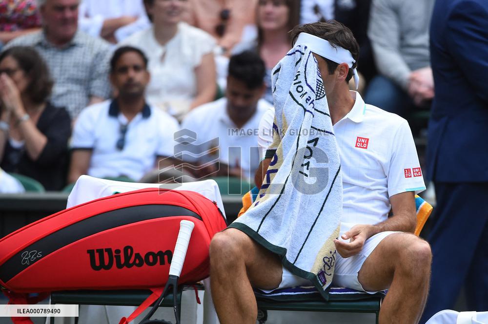 Wimbledon - Federer Ousted