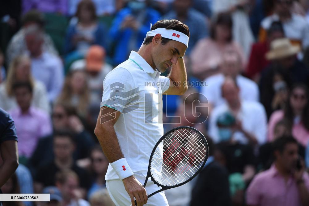 Wimbledon - Federer Ousted