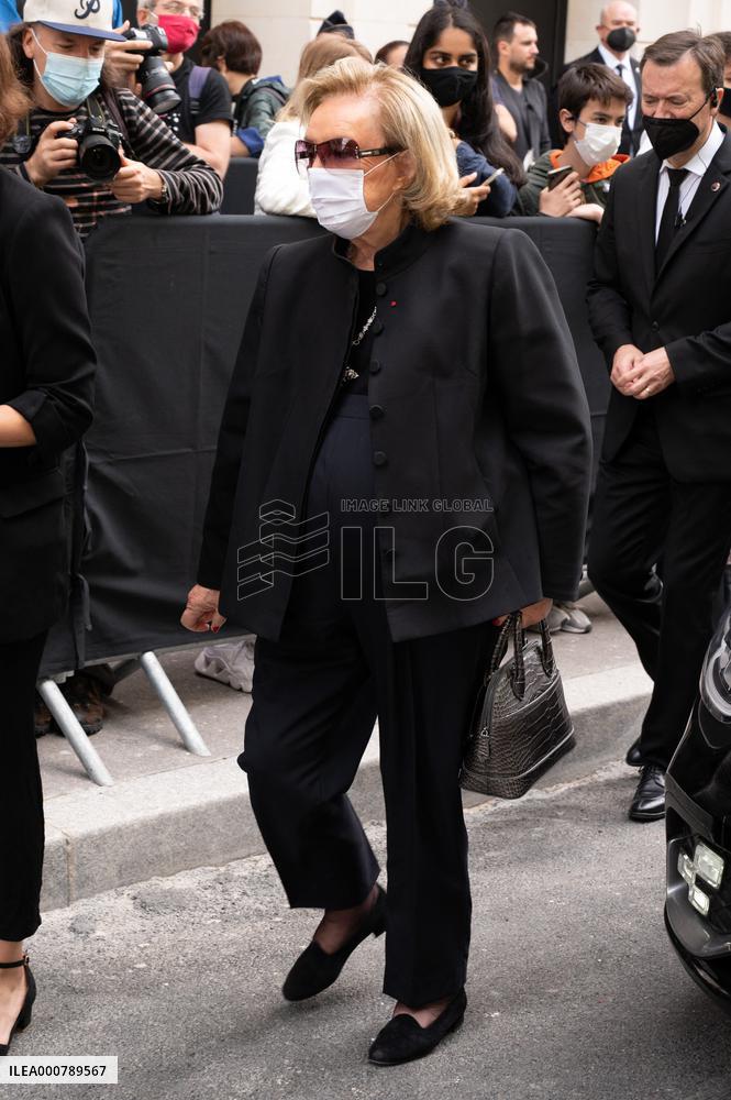 PFW - Balenciaga Dinner Arrivals