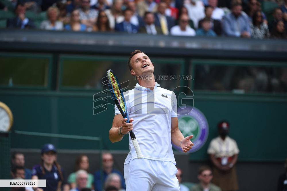 Wimbledon Day 9