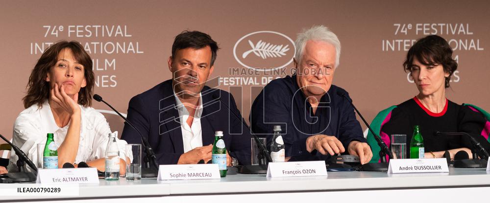 Tout s'est bien passe Press Conference NG
