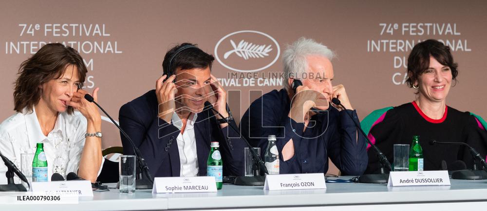 Tout s'est bien passe Press Conference NG