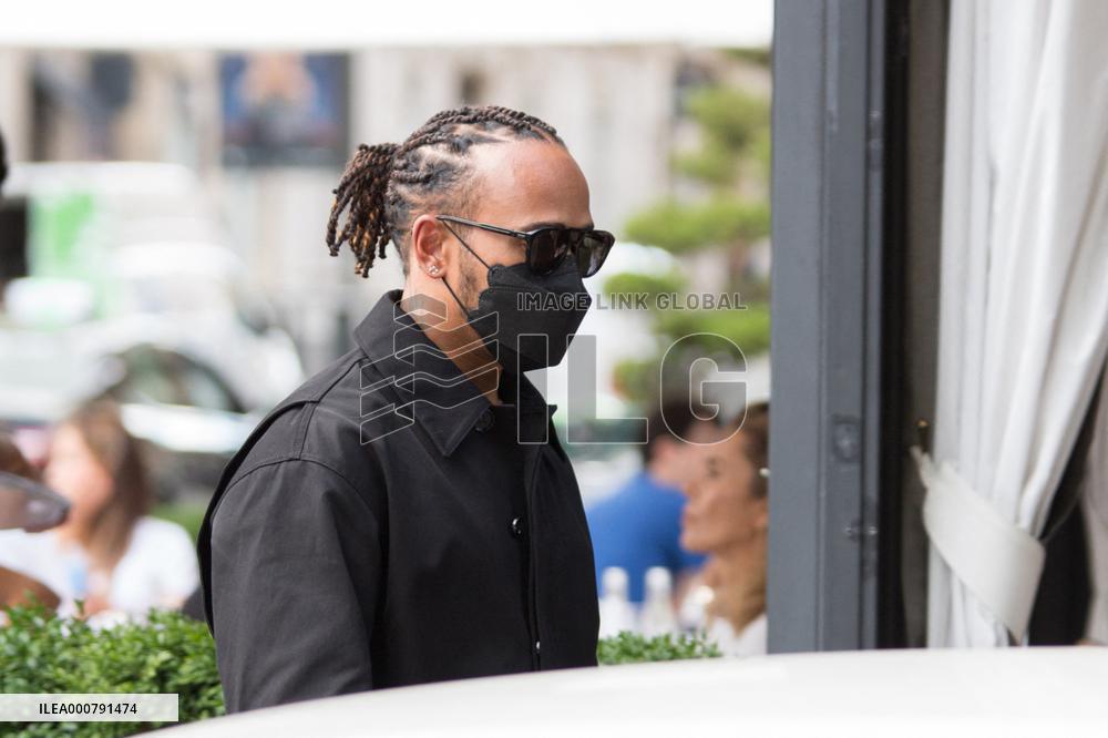 Lewis Hamilton With Black Jumpsuit Pants - Paris Nb