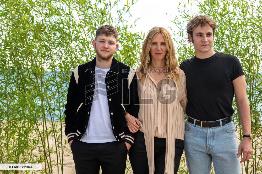 Cannes - Une Jeune Fille Qui Va Bien Photocall