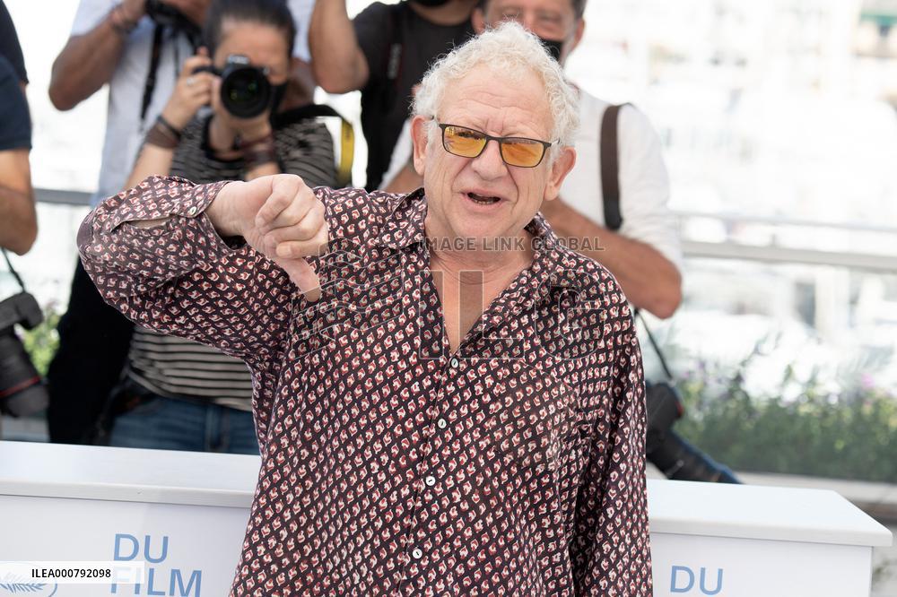 Cannes - The Storms of Jeremy Thomas Photocall