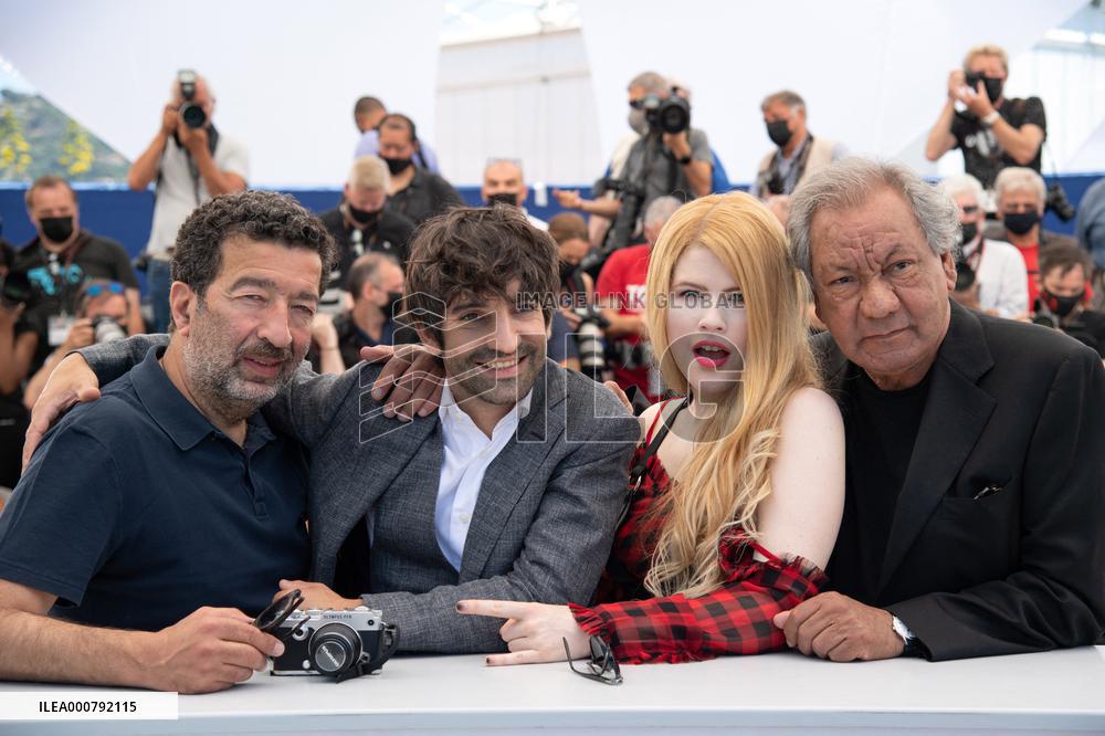 Cannes - Tom Medina Photocall