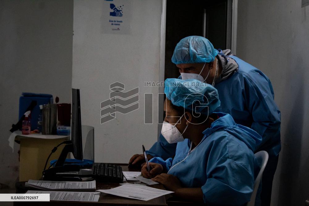 Covid-19 Testing And Vaccines - Santander