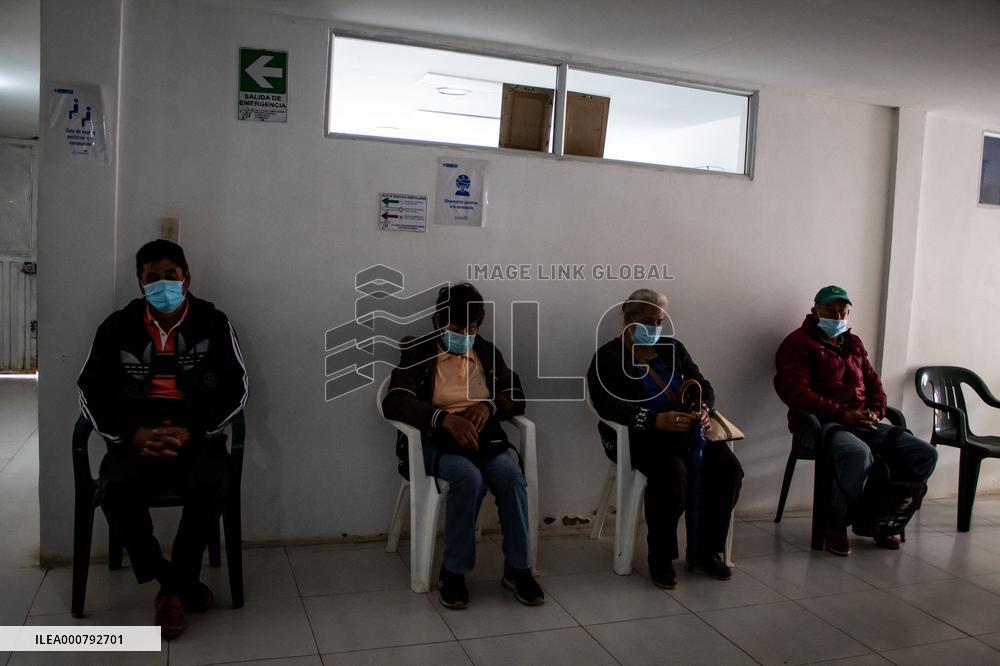 Covid-19 Testing And Vaccines - Santander