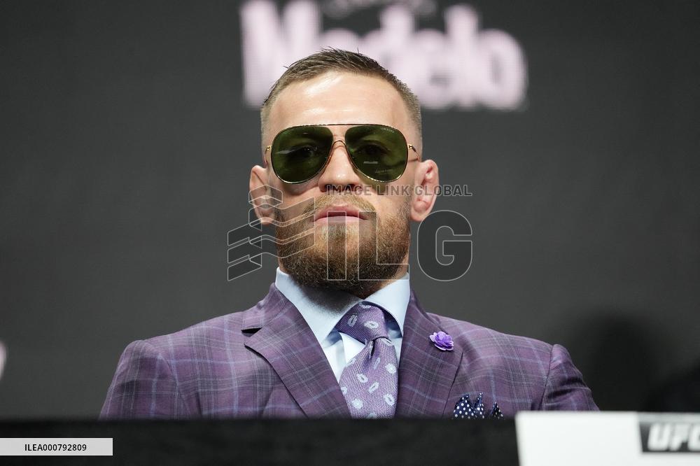 Conor McGregor & Dustin Poirier Face Off - Las Vegas