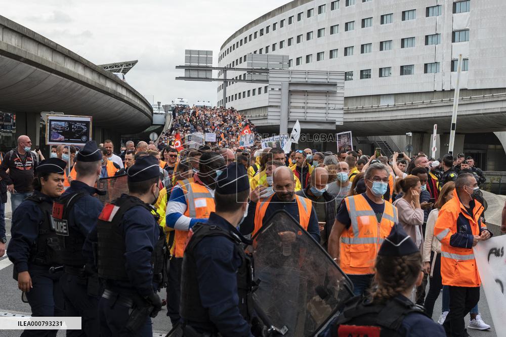Demonstration Of Airport Employees - Paris