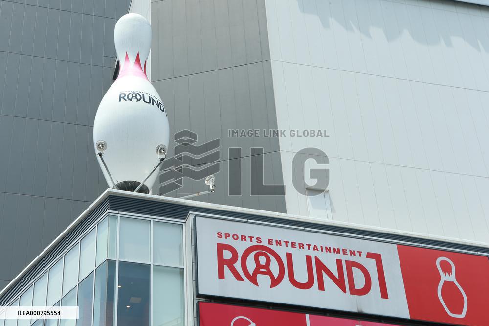 Round One Logo